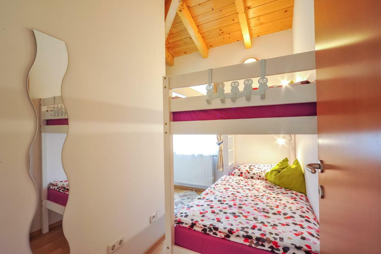 Ferienwohnung Regina Sankt Peter-Freienstein Esterno foto